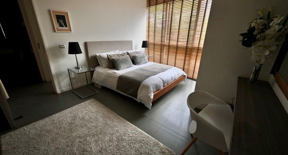 À vendre 4 chambres condo à Khlong San, Bangkok