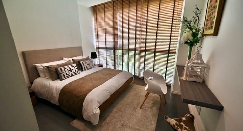 À vendre 4 chambres condo à Khlong San, Bangkok