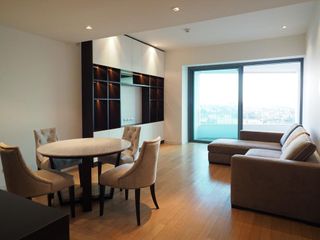 For sale 2 bed condo in Yan Nawa, Bangkok