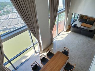 For sale 4 bed condo in Yan Nawa, Bangkok