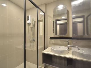 For sale 1 Beds condo in Huai Khwang, Bangkok