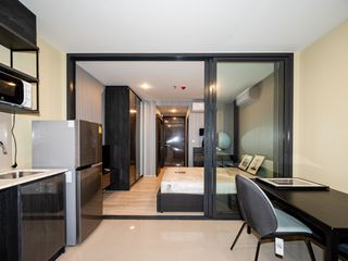 For sale 1 Beds condo in Huai Khwang, Bangkok