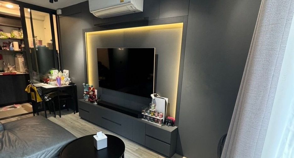 For sale 2 bed condo in Huai Khwang, Bangkok