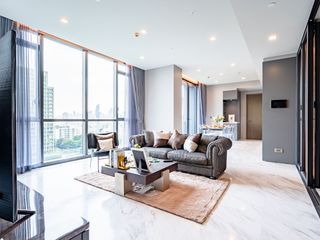 For sale 2 bed condo in Watthana, Bangkok