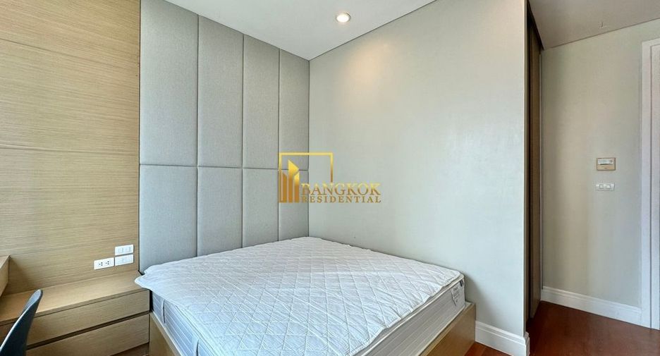 Condo en alquiler de 3 habitaciones en Khlong Toei, Bangkok