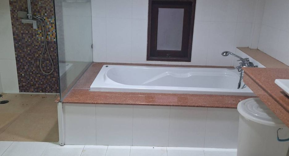 À vendre 3 chambres maison à Bang Phli, Samut Prakan