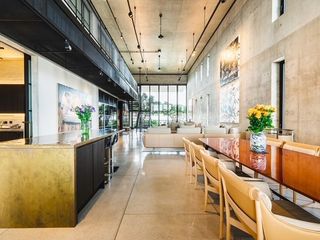 For sale 4 bed condo in Yan Nawa, Bangkok