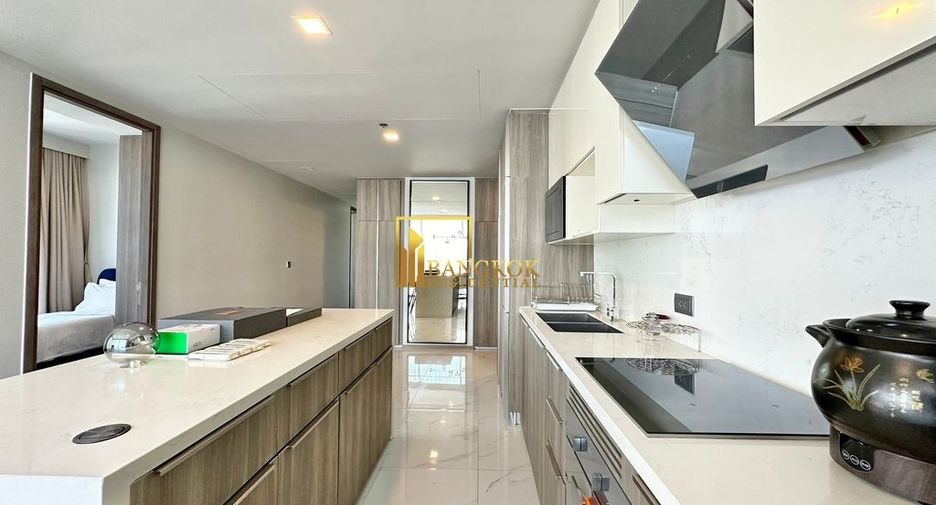 Condo en alquiler de 3 habitaciones en Khlong Toei, Bangkok