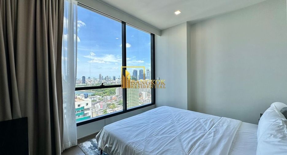 Condo en alquiler de 3 habitaciones en Khlong Toei, Bangkok
