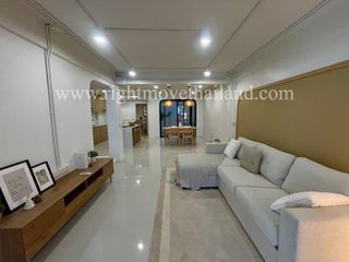 For sale 2 bedrooms townhouse in Phra Khanong, Bangkok