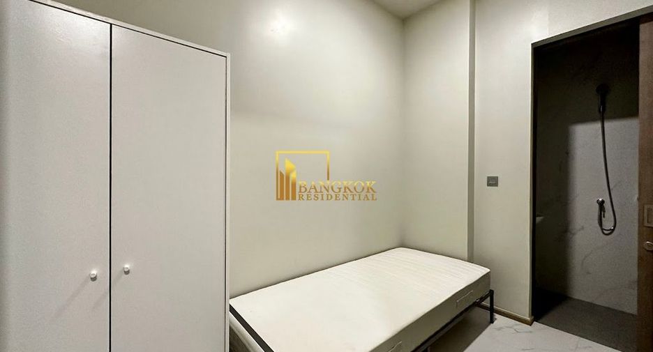 Condo en alquiler de 3 habitaciones en Khlong Toei, Bangkok