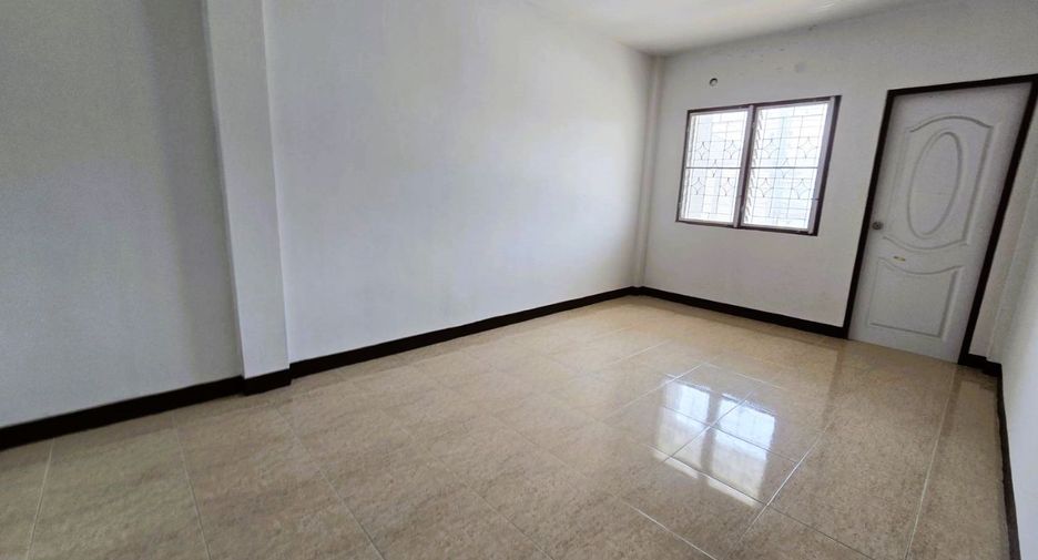 For rent 3 ベッドルーム townhouse in Bang Len, Nakhon Pathom