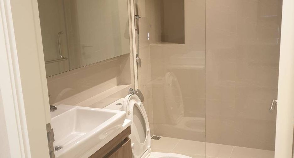 For sale 1 Beds condo in Khlong Toei, Bangkok