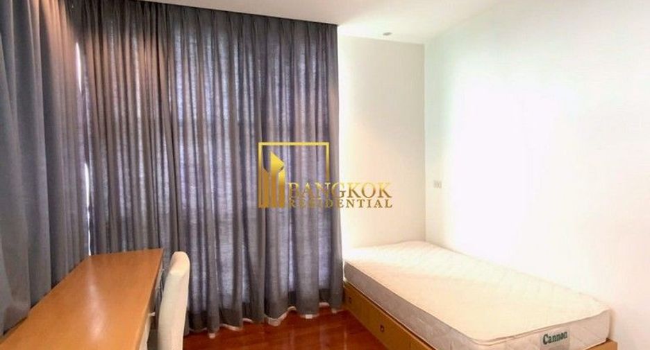 For rent 3 bedrooms condo in Bang Kho Laem, Bangkok