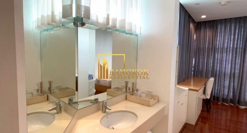 For rent 3 bedrooms condo in Bang Kho Laem, Bangkok