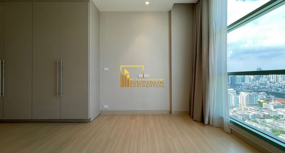 For rent 3 bedrooms condo in Bang Kho Laem, Bangkok