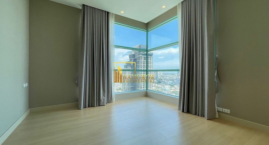 For rent 3 bedrooms condo in Bang Kho Laem, Bangkok