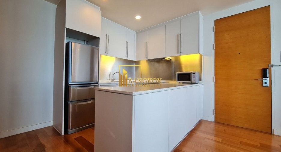 For rent 3 bedrooms condo in Bang Kho Laem, Bangkok