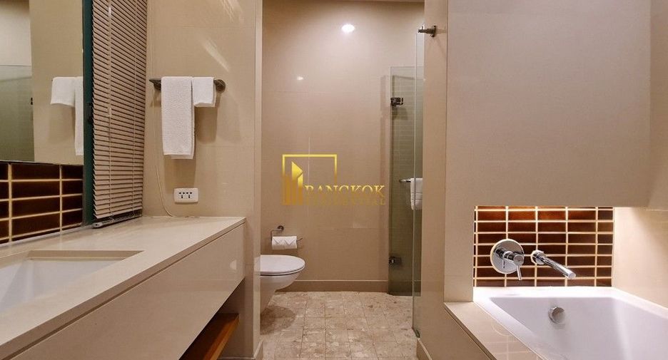 For rent 3 bedrooms condo in Bang Kho Laem, Bangkok