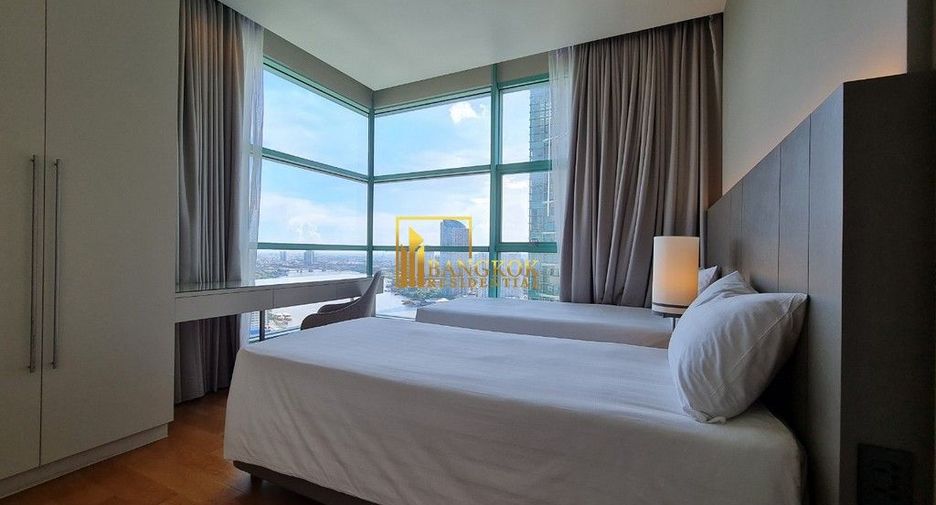 For rent 3 bedrooms condo in Bang Kho Laem, Bangkok