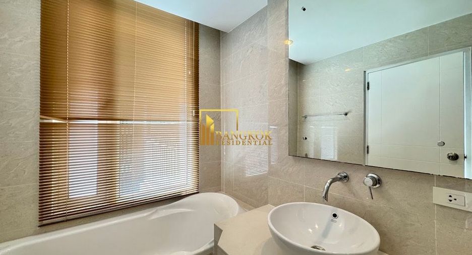 Condo en alquiler de 2 habitaciones en Khlong Toei, Bangkok