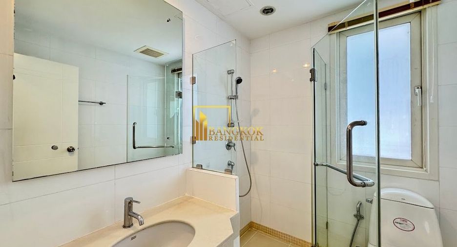 Condo en alquiler de 2 habitaciones en Khlong Toei, Bangkok