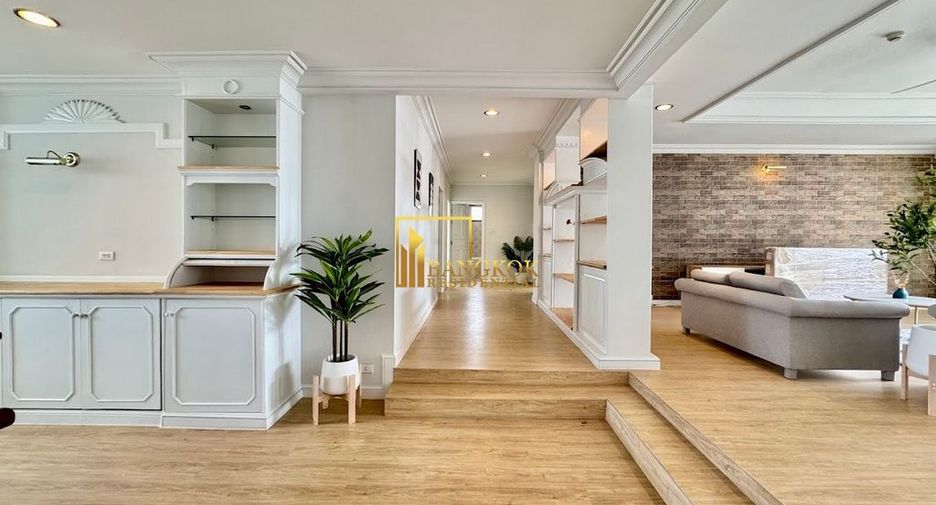 Apartamento en alquiler de 3 habitaciones en Watthana, Bangkok