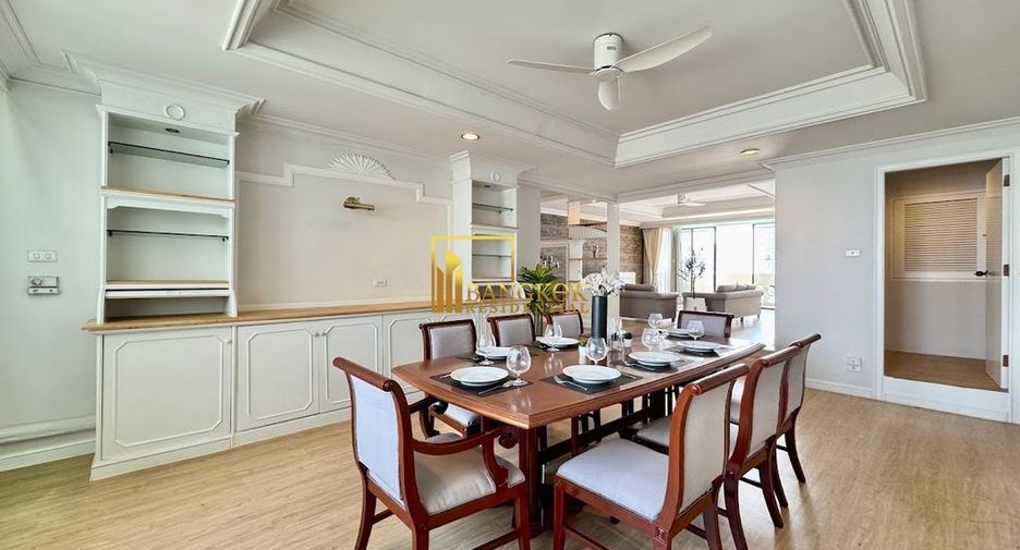 Apartamento en alquiler de 3 habitaciones en Watthana, Bangkok