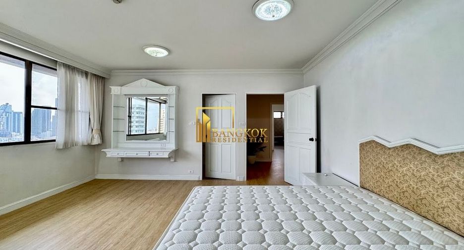 Apartamento en alquiler de 3 habitaciones en Watthana, Bangkok