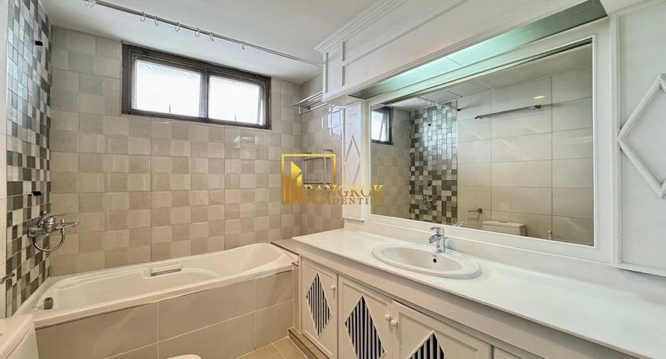 Apartamento en alquiler de 3 habitaciones en Watthana, Bangkok