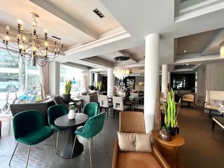 For rent retail Space in Watthana, Bangkok
