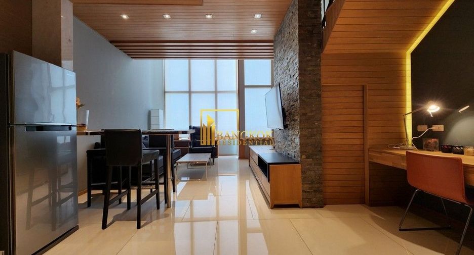 For rent 1 bed condo in Khlong Toei, Bangkok