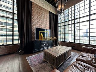 Condo en alquiler de 3 habitaciones en Khlong Toei, Bangkok