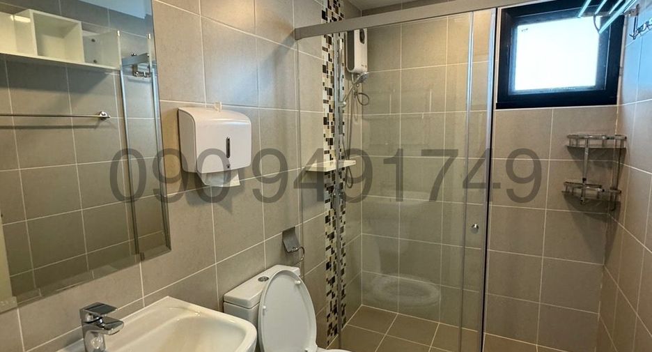 For rent 2 bedrooms condo in Bangkok Noi, Bangkok