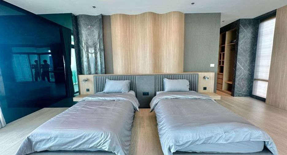 For rent and for sale 2 bedrooms condo 