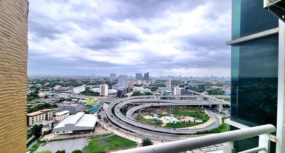 Wohnung zur Miete und zum Kauf mit 1 Zimmer in Bang Kapi, Bangkok