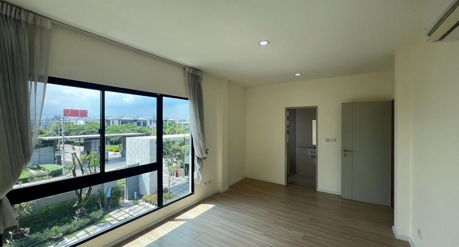For sale 4 bedrooms house in Prawet, Bangkok