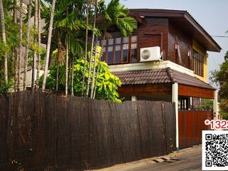 出租 3 卧室 独立屋 在 Din Daeng, 曼谷