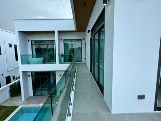 For sale 4 bed villa in East Pattaya, Pattaya