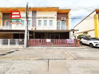 For sale 4 bedrooms townhouse in Sai Mai, Bangkok