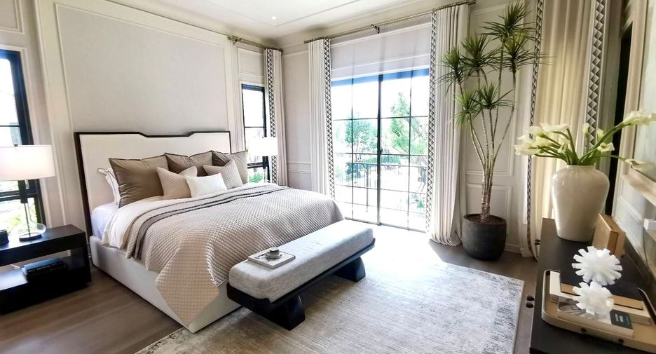 For sale 5 bedrooms house in Bang Phli, Samut Prakan