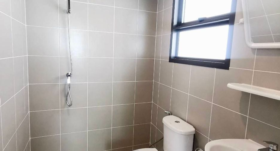 For sale 5 bedrooms house in Bang Phli, Samut Prakan