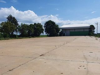 For rent and for sale 2 bed warehouse in Hankha, Chainat