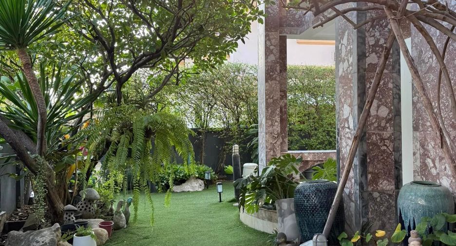 Haus zur Miete mit 2 Zimmer in Wang Thonglang, Bangkok