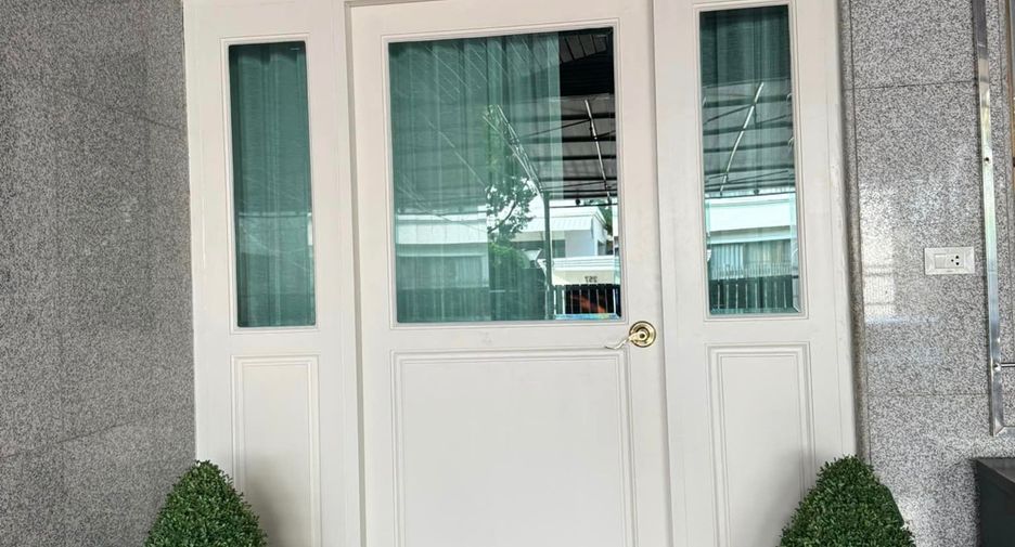 Haus zur Miete mit 2 Zimmer in Wang Thonglang, Bangkok