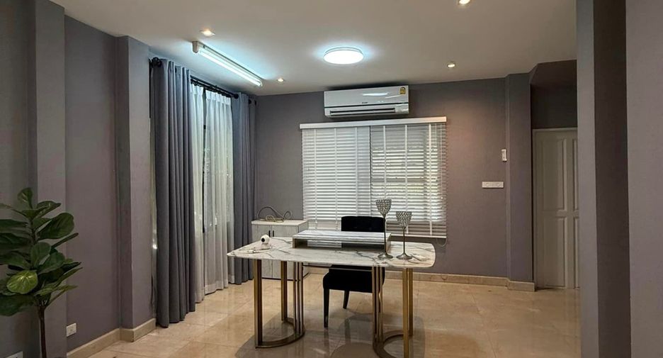 Haus zur Miete mit 2 Zimmer in Wang Thonglang, Bangkok