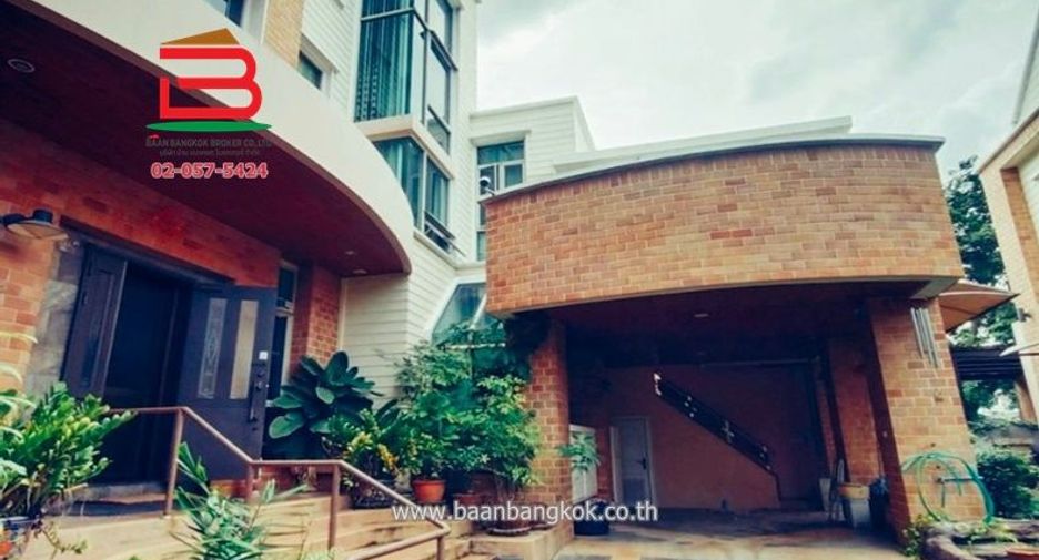 For sale 4 bed house in Lam Luk Ka, Pathum Thani