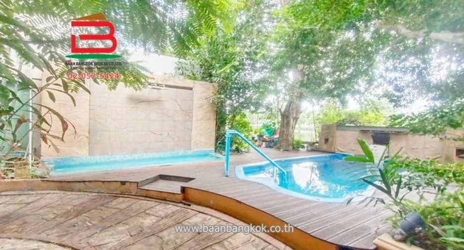 For sale 4 bed house in Lam Luk Ka, Pathum Thani