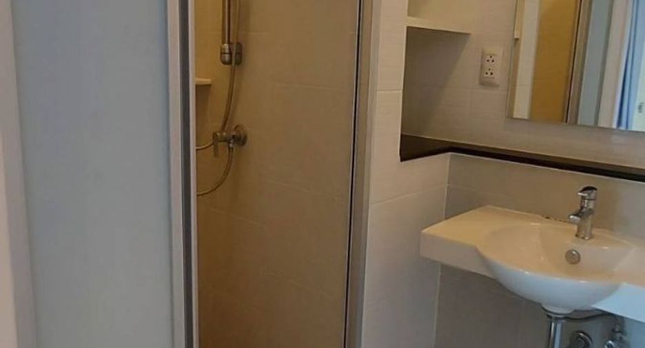 For rent 2 bedrooms condo in Mueang Chiang Mai, Chiang Mai