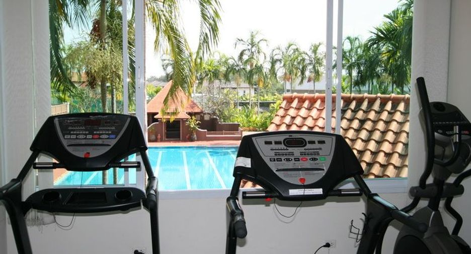 For rent 3 bedrooms house in Mueang Chiang Mai, Chiang Mai